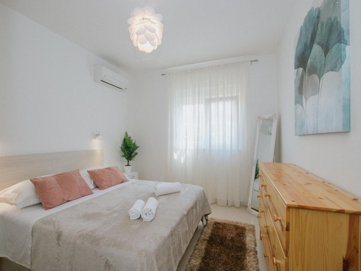 Luxury Apartment Di Trogir Exterior photo